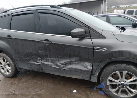 2018 Ford Escape Se z USA, uszkodzony, nr VIN 1FMCU9GD1JUA29141